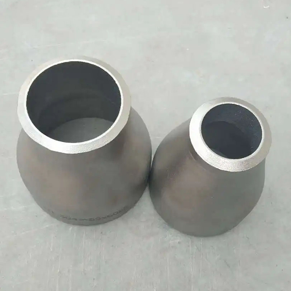 異徑管